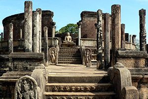 Polonnaruwa_Vatadage_sri_lanka_6_1