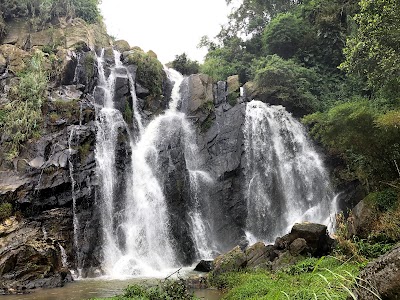 Ellatota Ella Falls day time