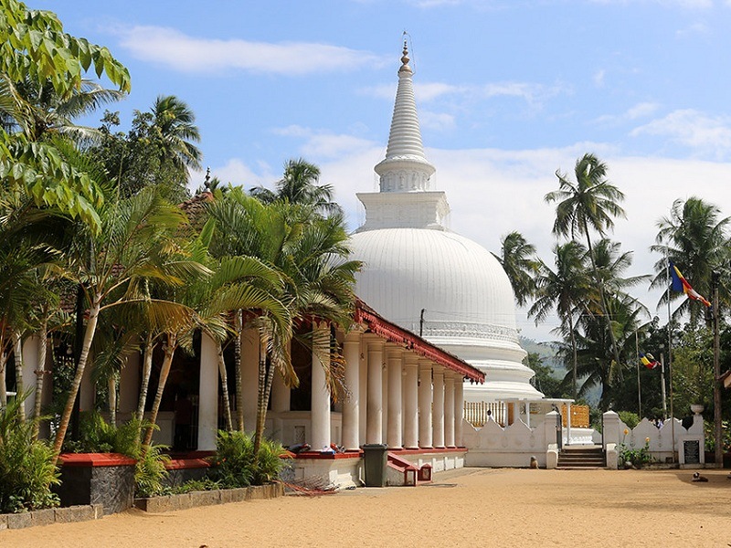 muthiyangana temple new photo