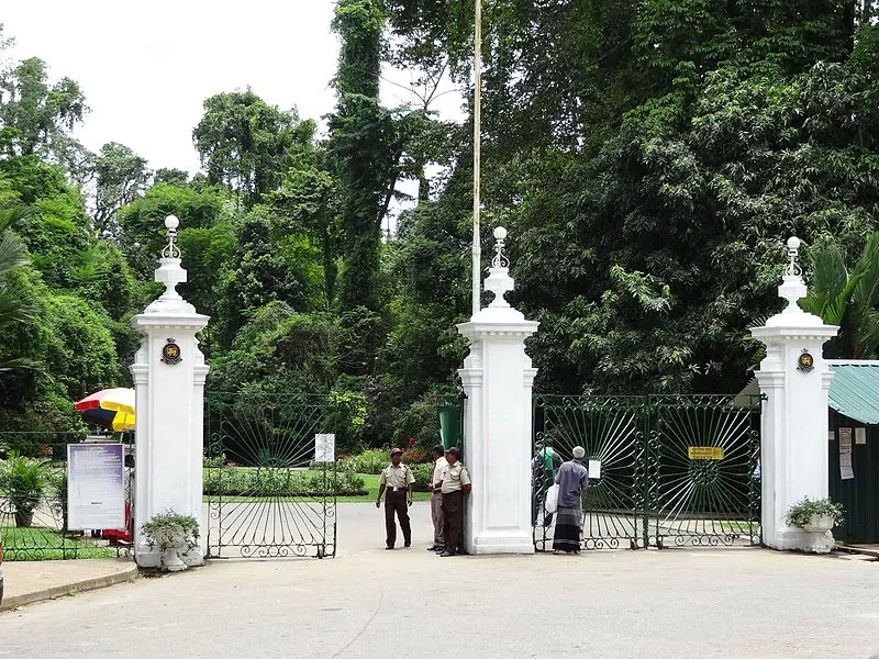 Peradeniya botanical garden entrance gate