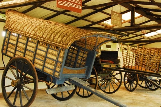 martin wickramasingha folk museum inside exhibits 